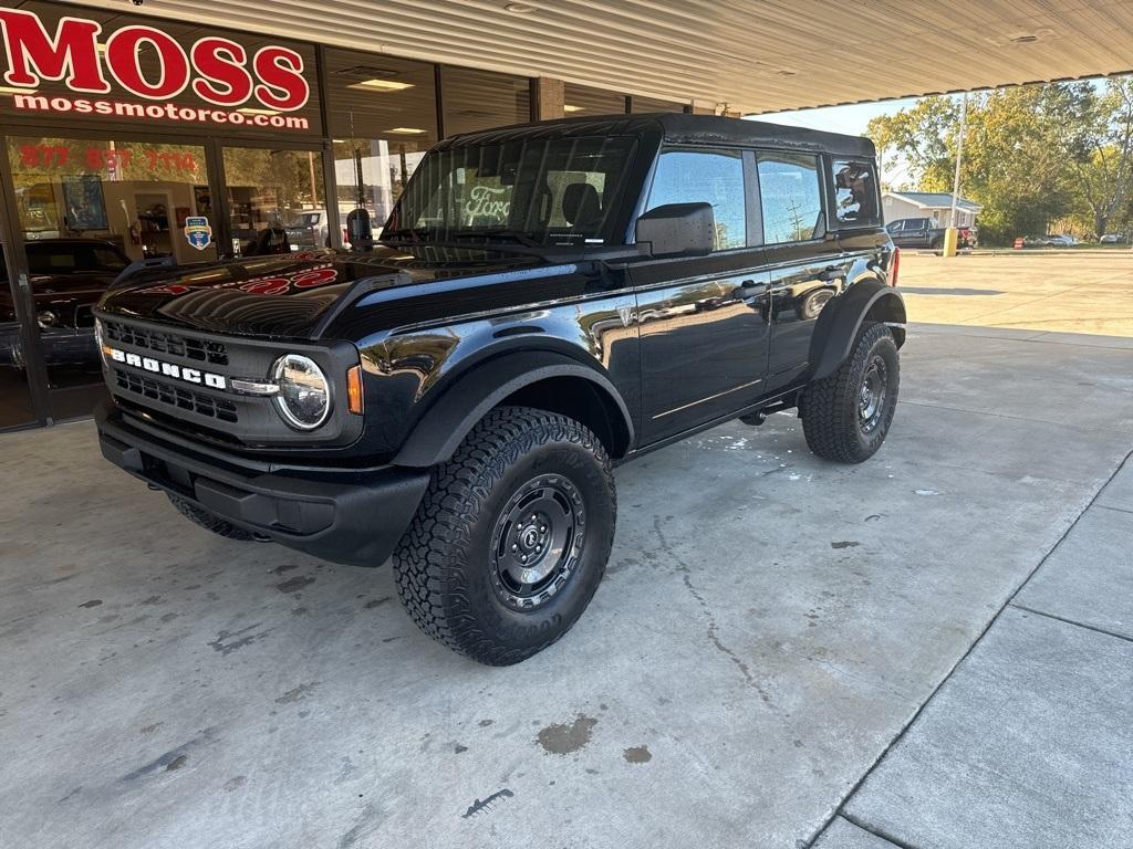 new 2025 Ford Bronco car, priced at $49,250