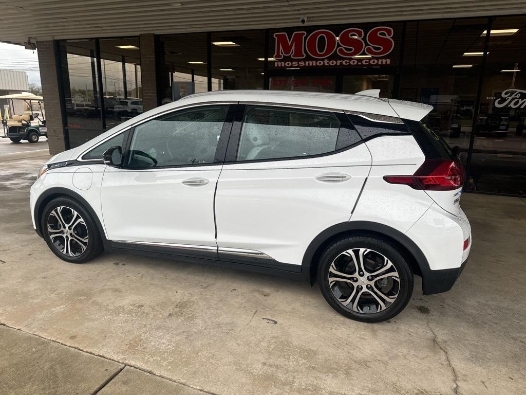 used 2021 Chevrolet Bolt EV car, priced at $17,000