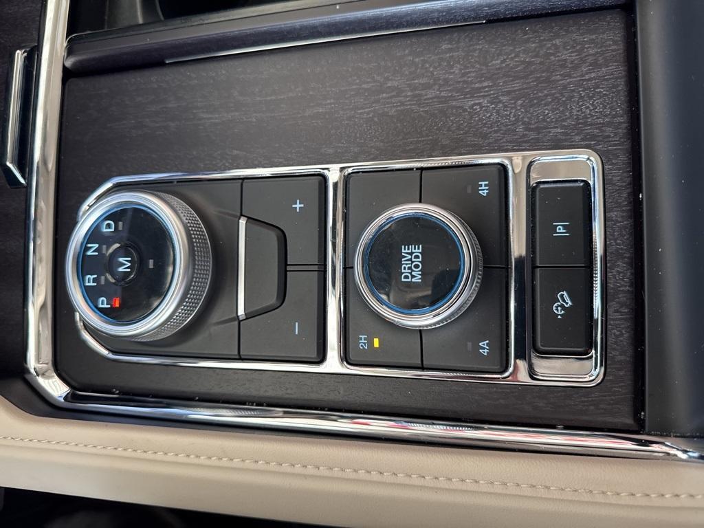 used 2024 Ford Expedition car