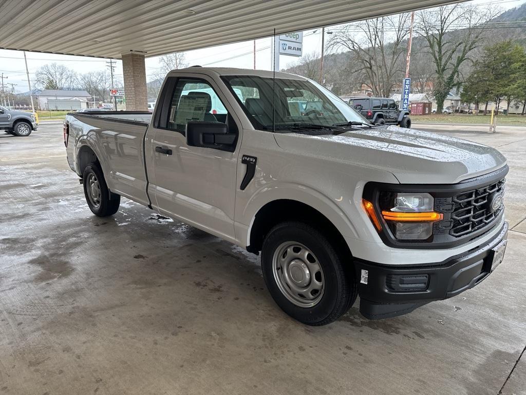 new 2024 Ford F-150 car, priced at $39,070