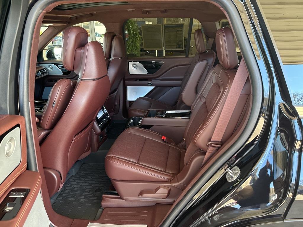 used 2023 Lincoln Aviator car, priced at $68,000