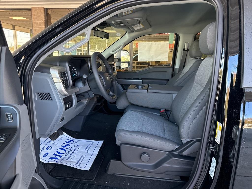 new 2024 Ford F-250 car, priced at $70,430