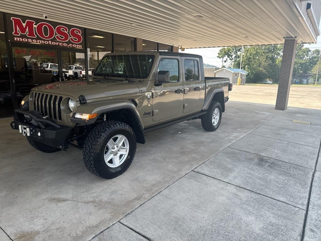 used 2020 Jeep Gladiator car, priced at $33,000