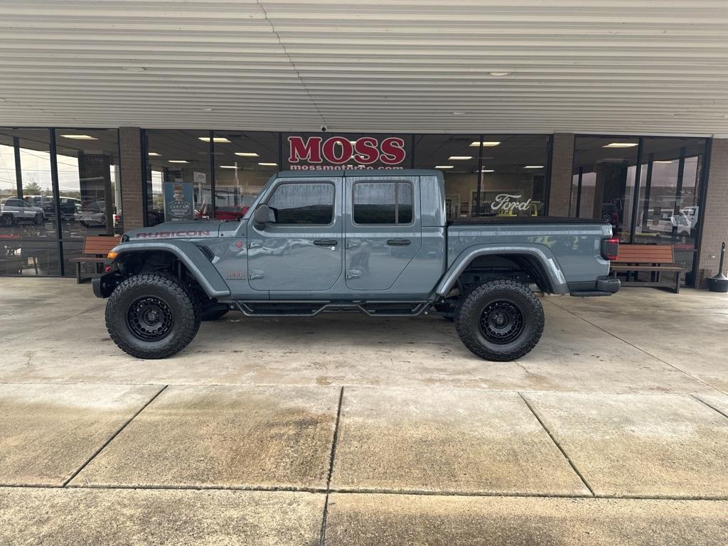 used 2025 Jeep Gladiator car, priced at $58,000