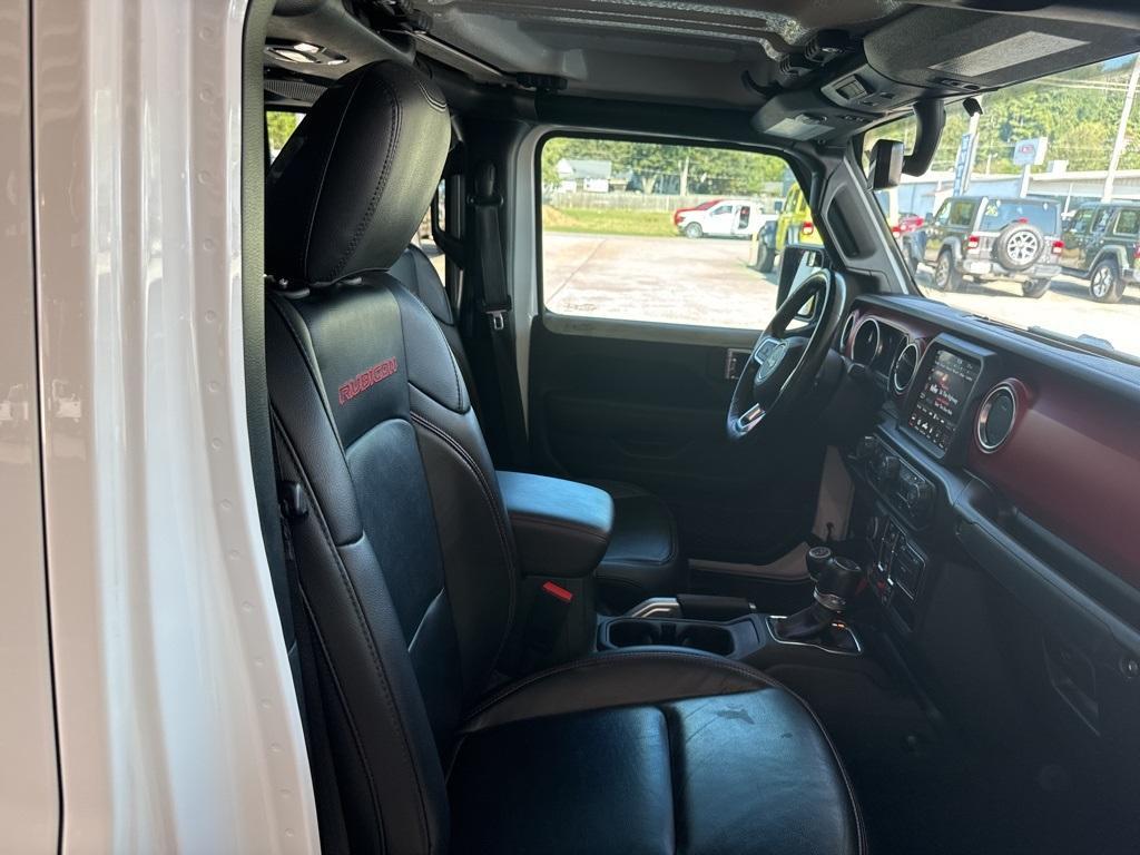 used 2022 Jeep Gladiator car, priced at $38,000