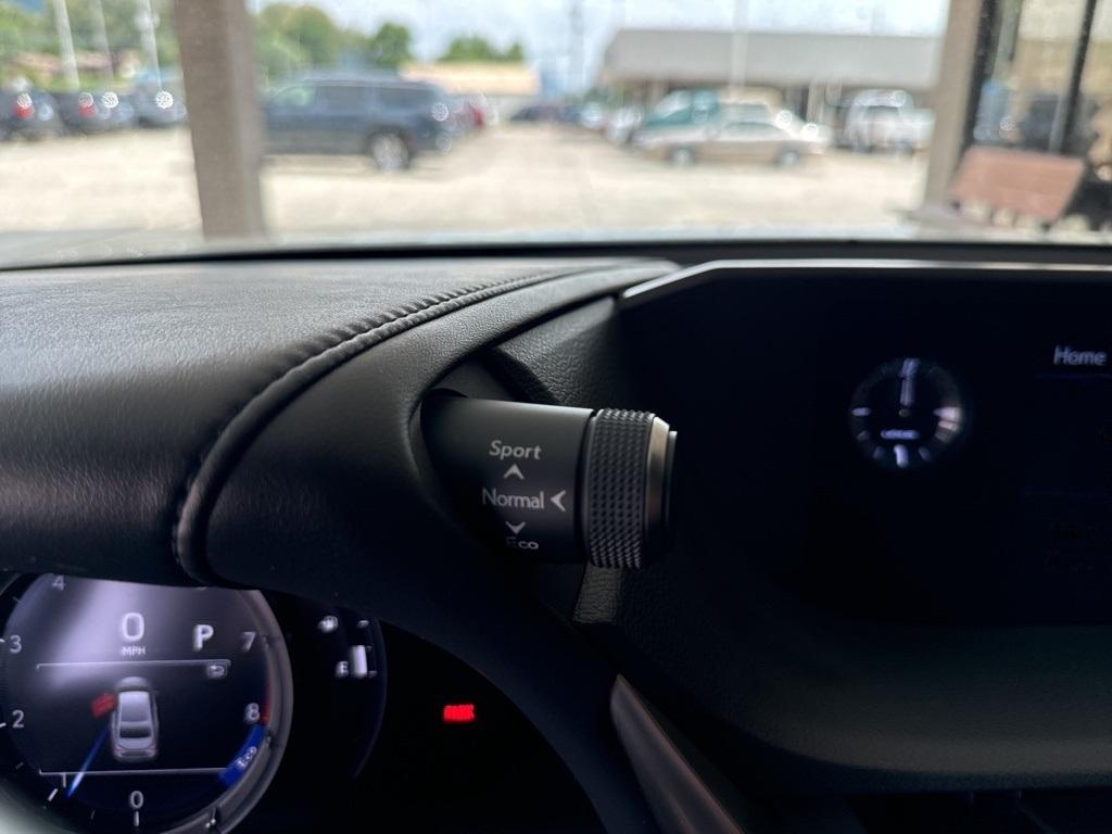 used 2020 Lexus ES 350 car, priced at $26,000