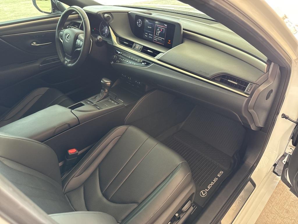used 2020 Lexus ES 350 car, priced at $26,000