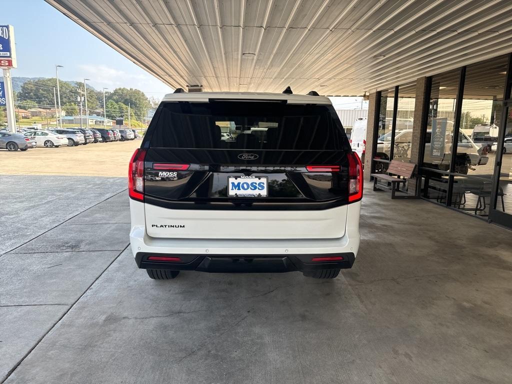 new 2025 Ford Expedition car, priced at $82,005