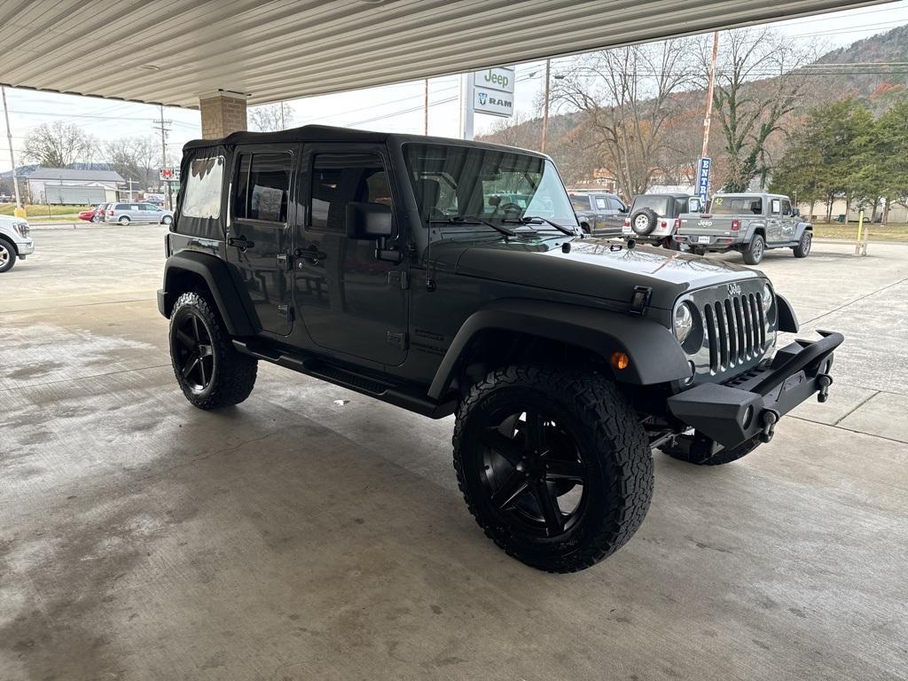 used 2015 Jeep Wrangler Unlimited car, priced at $22,000