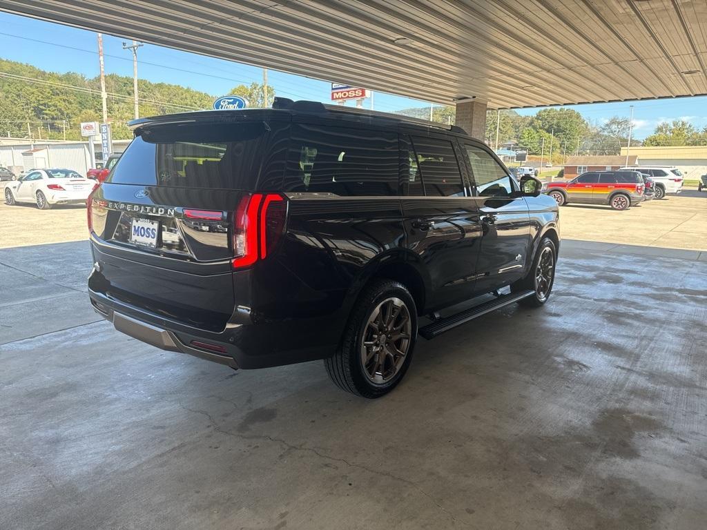 new 2025 Ford Expedition car, priced at $87,540