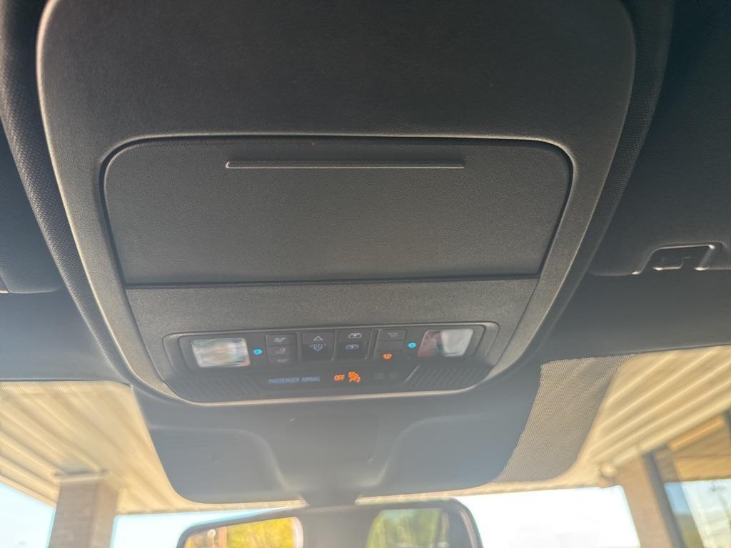 new 2025 Ford Expedition car, priced at $87,540