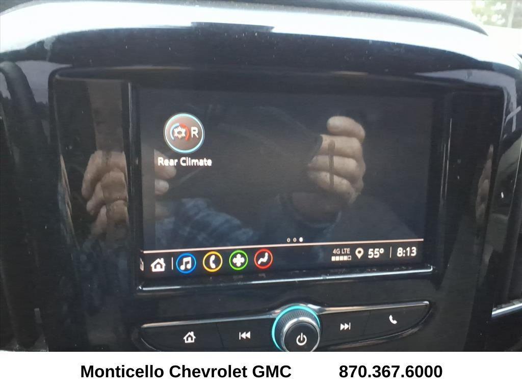 used 2023 Chevrolet Traverse car, priced at $22,799