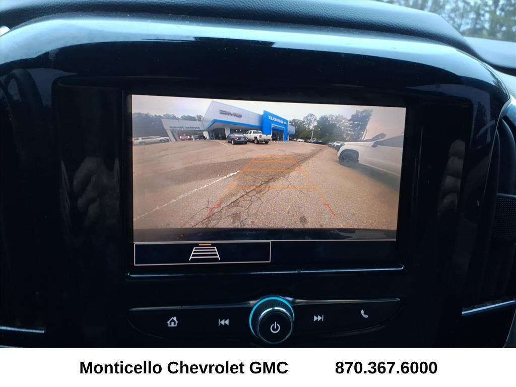 used 2023 Chevrolet Traverse car, priced at $22,799