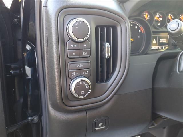 new 2025 GMC Sierra 1500 car, priced at $39,475
