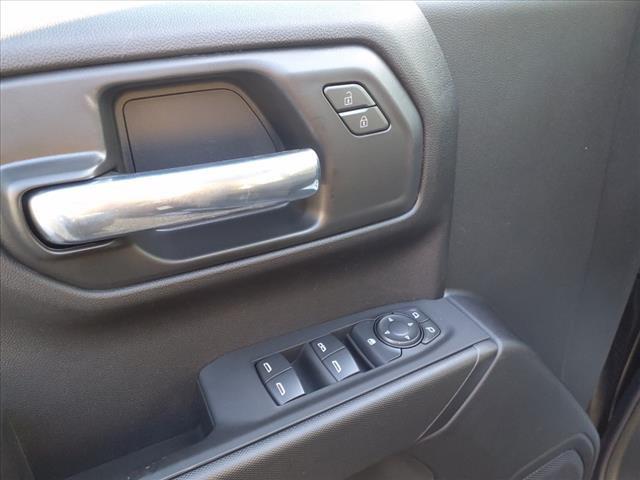 new 2025 GMC Sierra 1500 car, priced at $39,475