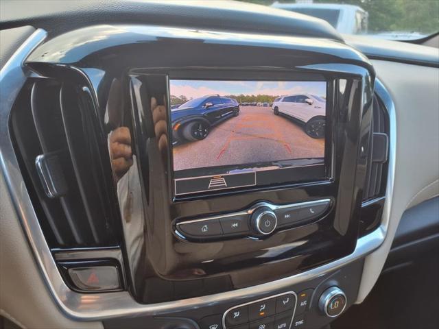 used 2022 Chevrolet Traverse car, priced at $28,999