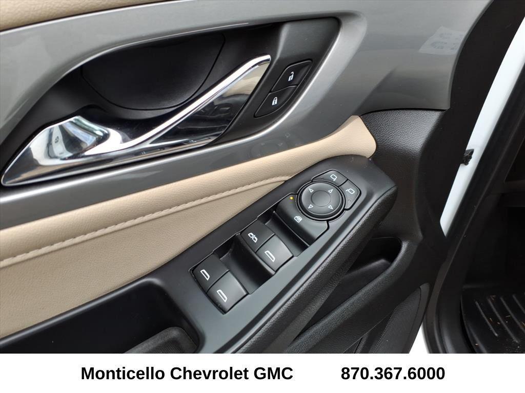 used 2022 Chevrolet Traverse car, priced at $23,099