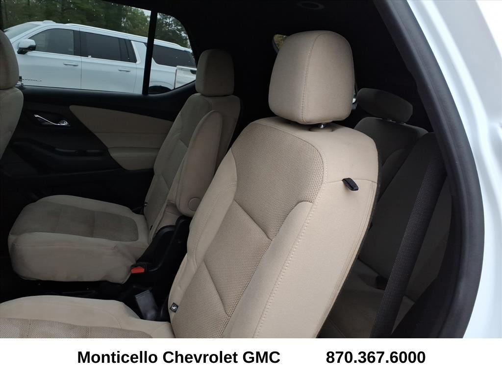 used 2022 Chevrolet Traverse car, priced at $23,099
