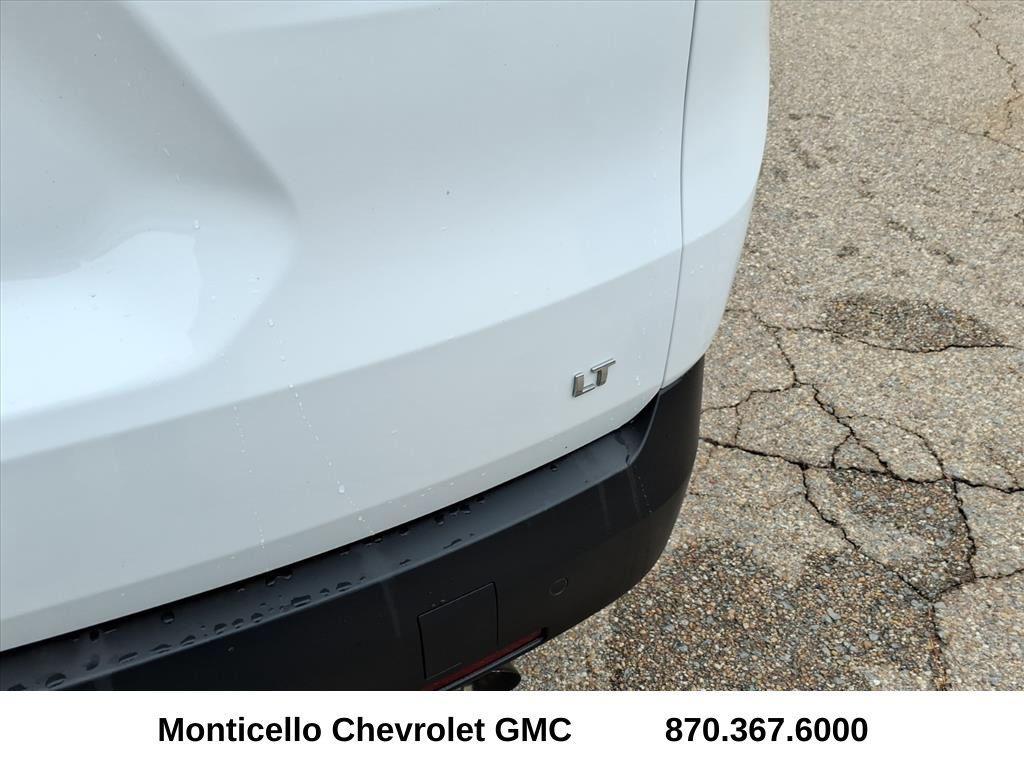 used 2022 Chevrolet Traverse car, priced at $23,099