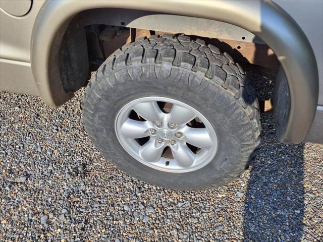 used 2003 Dodge Dakota car, priced at $6,499