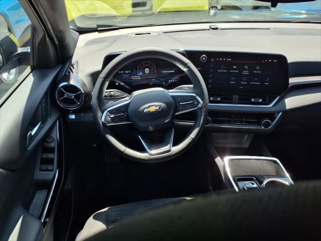 new 2026 Chevrolet Equinox car, priced at $30,245
