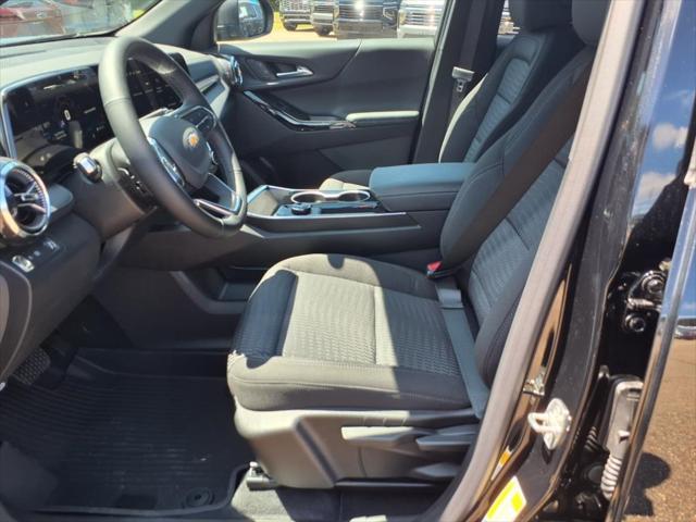 new 2026 Chevrolet Equinox car, priced at $30,245