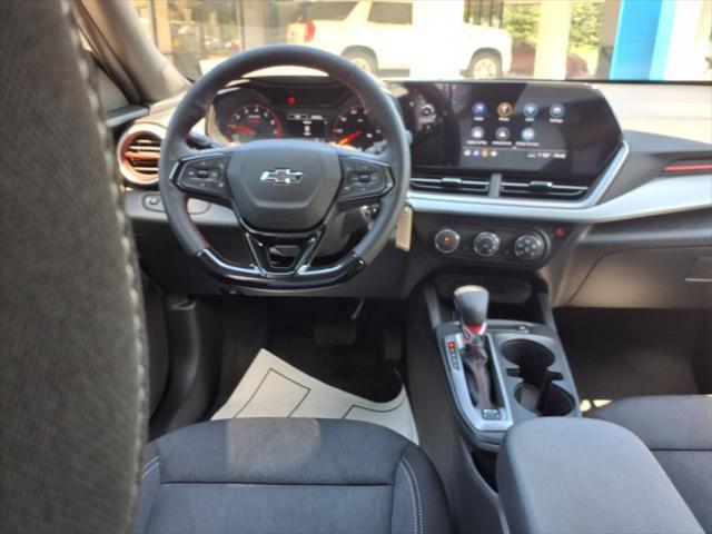 new 2025 Chevrolet Trax car, priced at $24,555