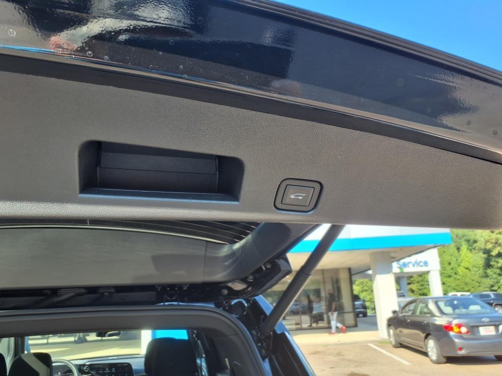 new 2026 Chevrolet Traverse car, priced at $43,120