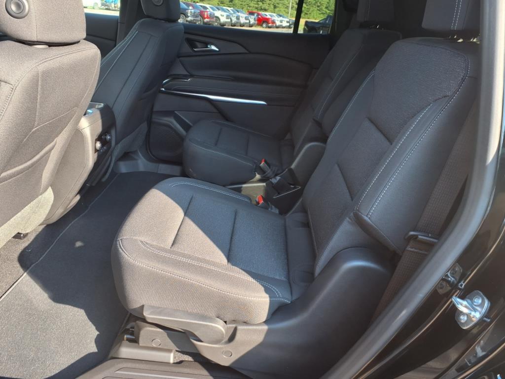 new 2026 Chevrolet Traverse car, priced at $43,120