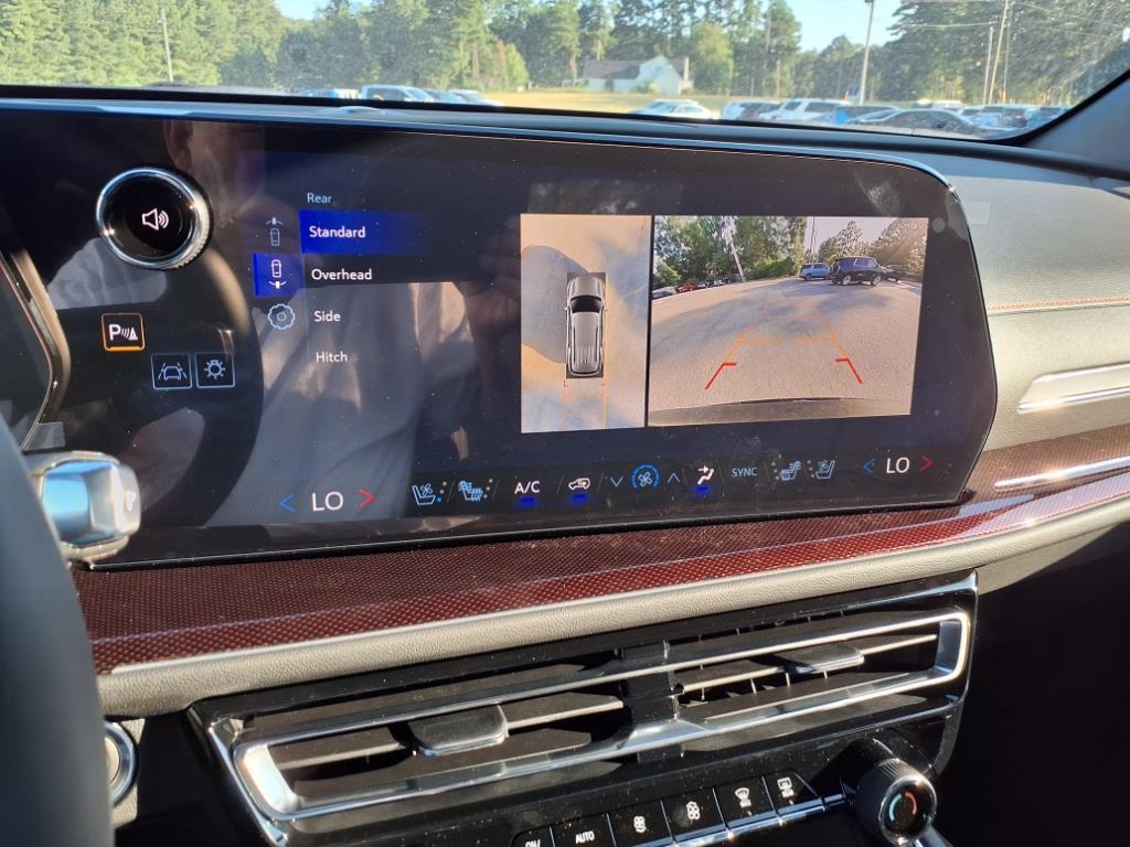 new 2026 Chevrolet Traverse car, priced at $59,220