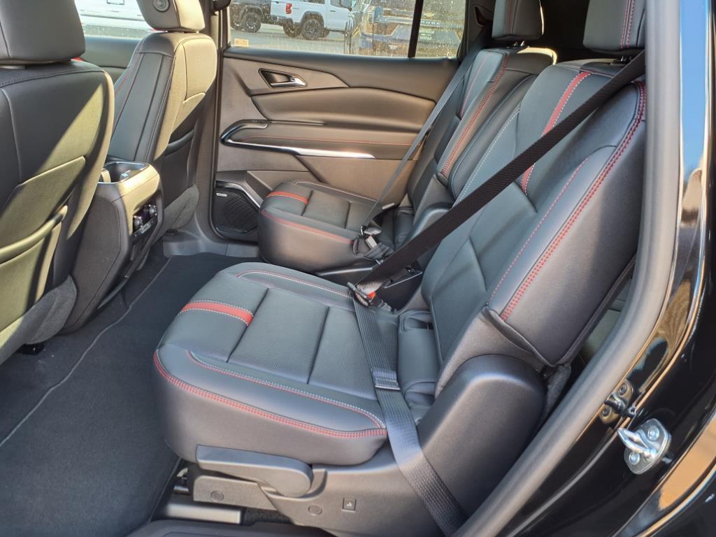 new 2026 Chevrolet Traverse car, priced at $59,220