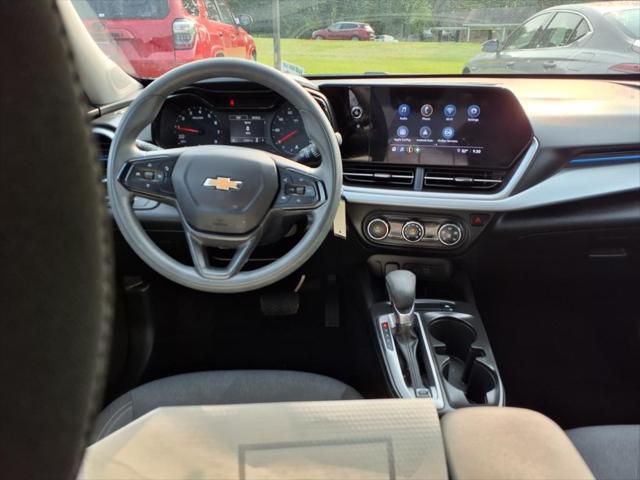 used 2024 Chevrolet Trax car, priced at $21,999