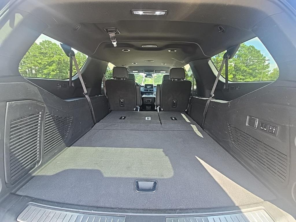 used 2023 Chevrolet Suburban car, priced at $43,998