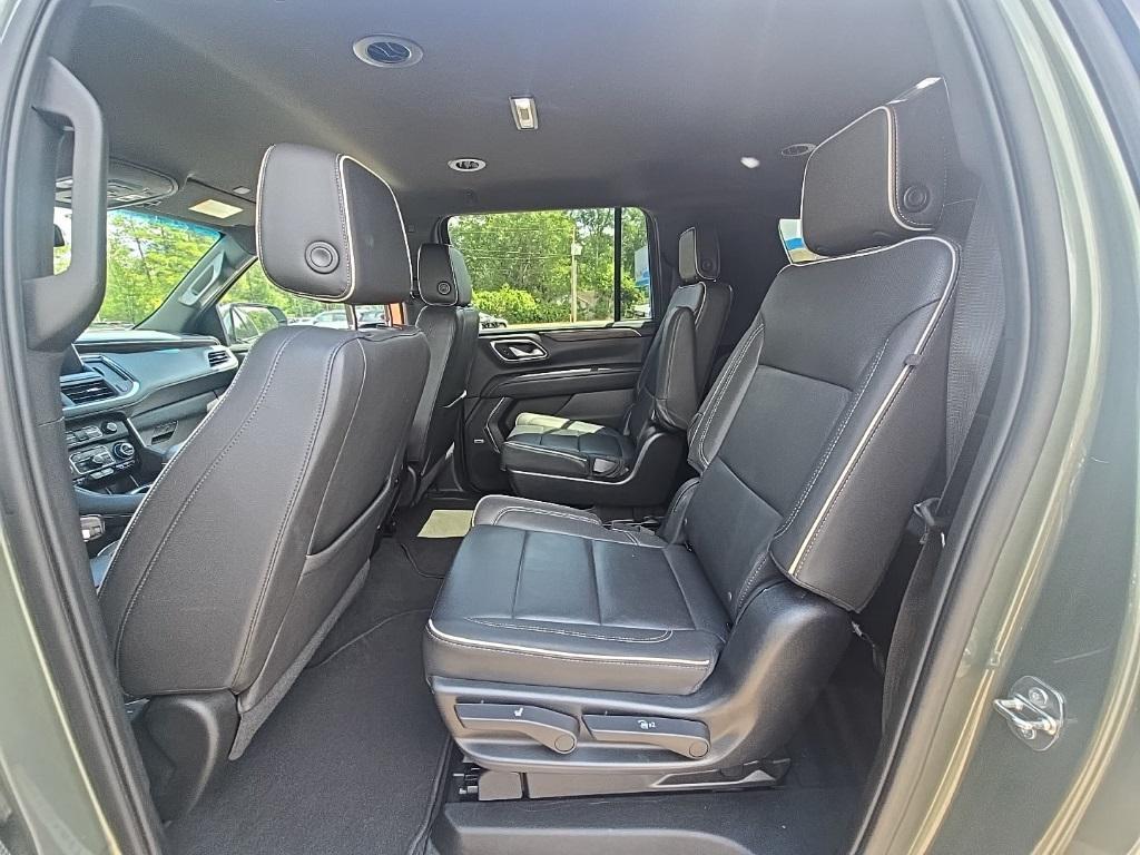 used 2023 Chevrolet Suburban car, priced at $43,998