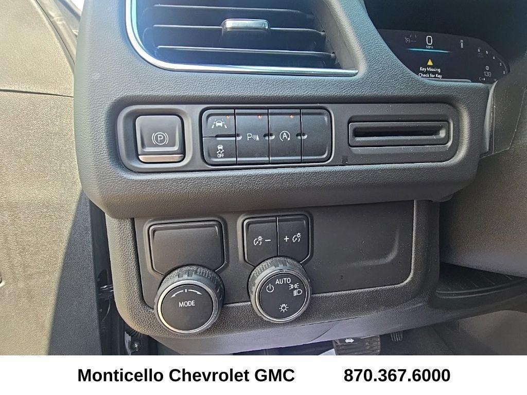 used 2023 Chevrolet Suburban car, priced at $39,322