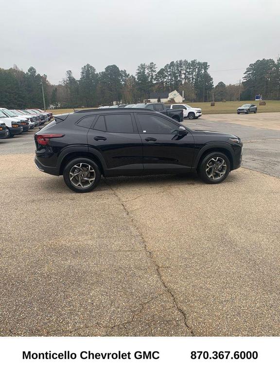 used 2025 Chevrolet Trax car, priced at $23,429