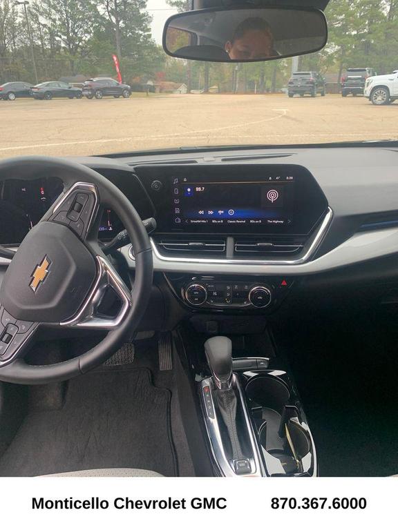 used 2025 Chevrolet Trax car, priced at $23,429