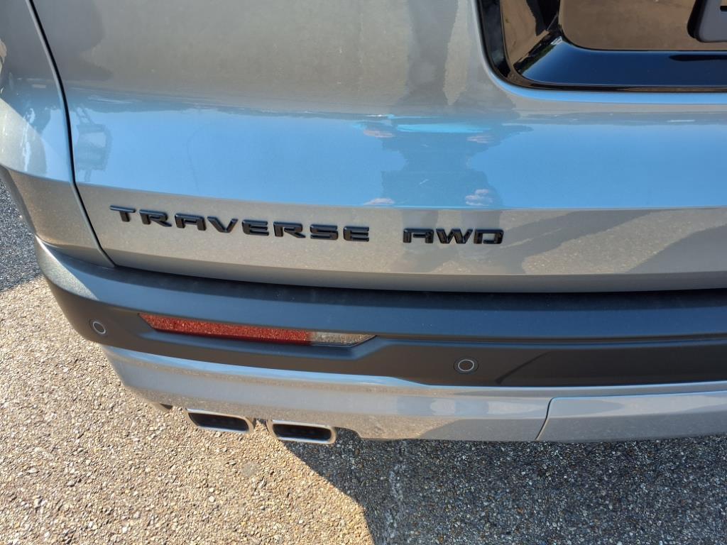 new 2026 Chevrolet Traverse car, priced at $53,945
