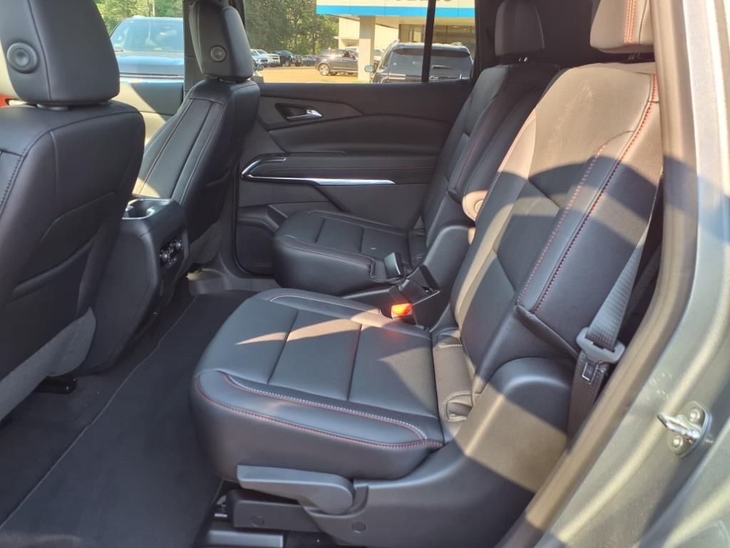 new 2026 Chevrolet Traverse car, priced at $53,945