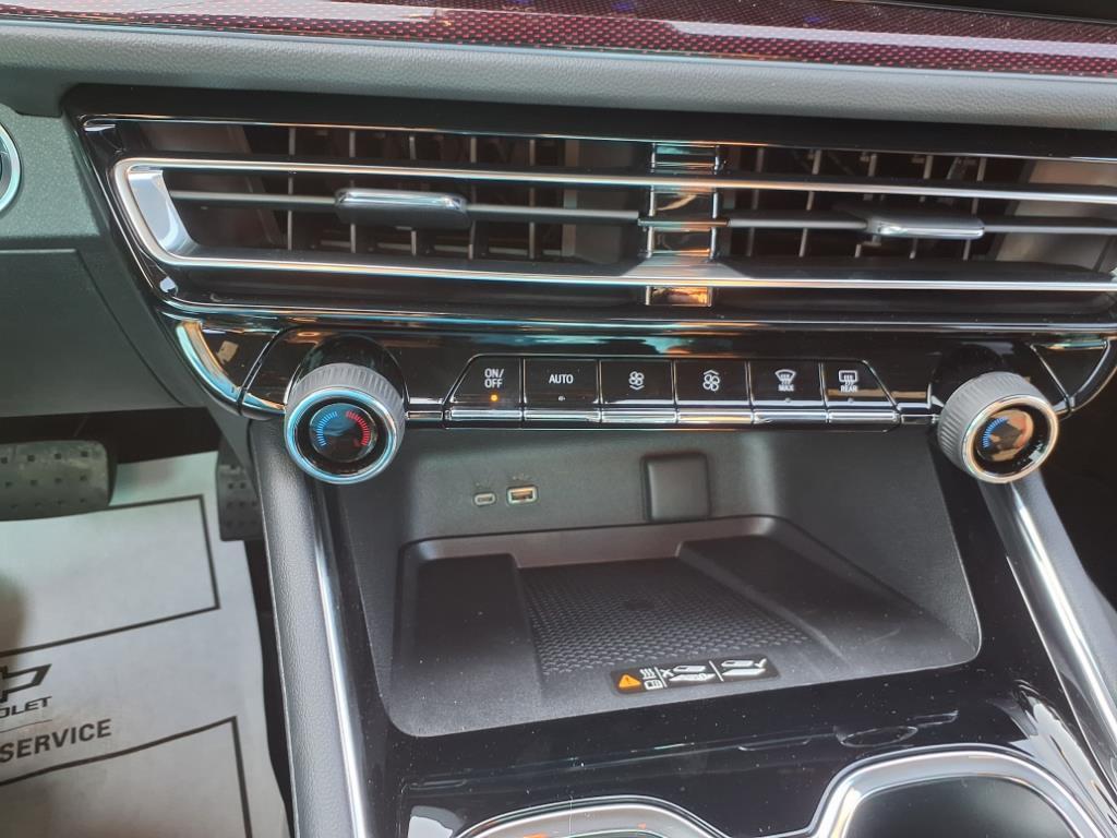 new 2026 Chevrolet Traverse car, priced at $53,945