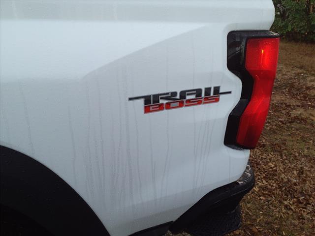 new 2025 Chevrolet Colorado car, priced at $39,124