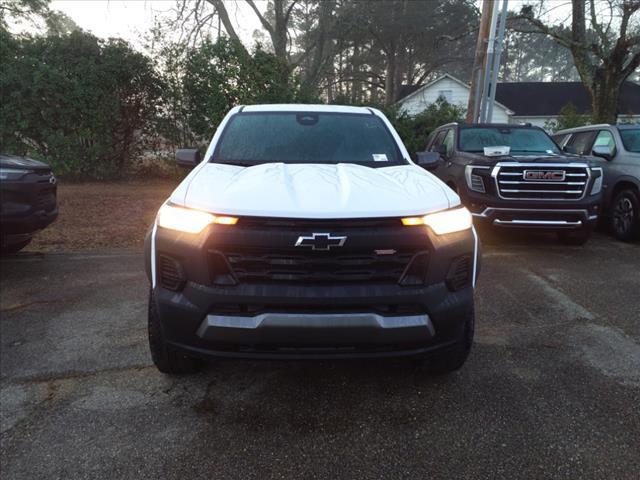 new 2025 Chevrolet Colorado car, priced at $39,124