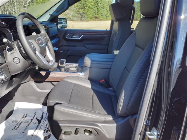 new 2025 GMC Sierra 1500 car, priced at $56,710