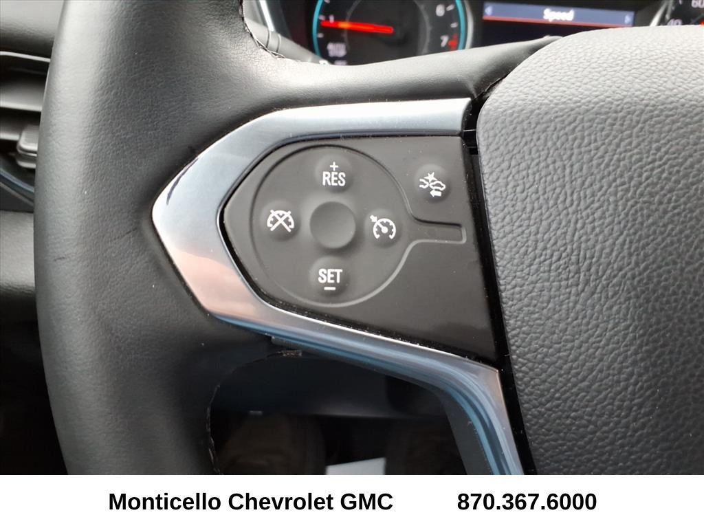 used 2023 Chevrolet Traverse car, priced at $31,399