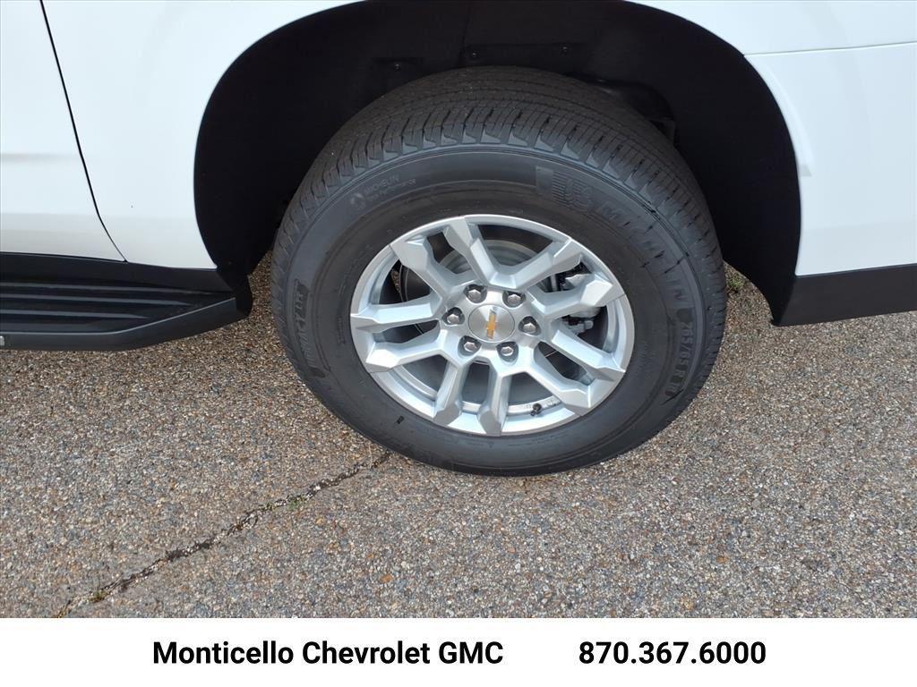 new 2026 Chevrolet Suburban car, priced at $63,796