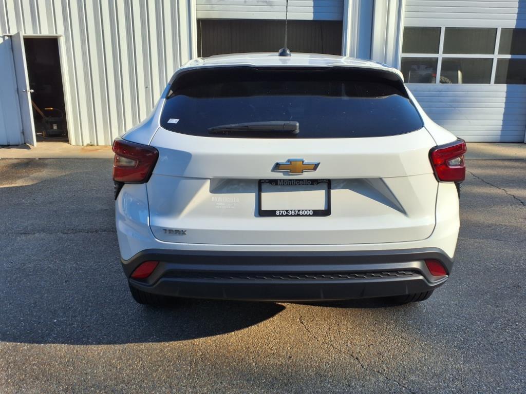 used 2024 Chevrolet Trax car, priced at $20,798