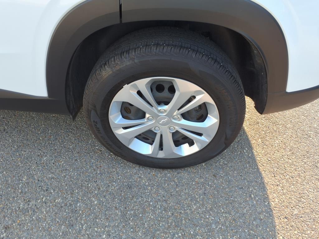 used 2024 Chevrolet Trax car, priced at $20,798