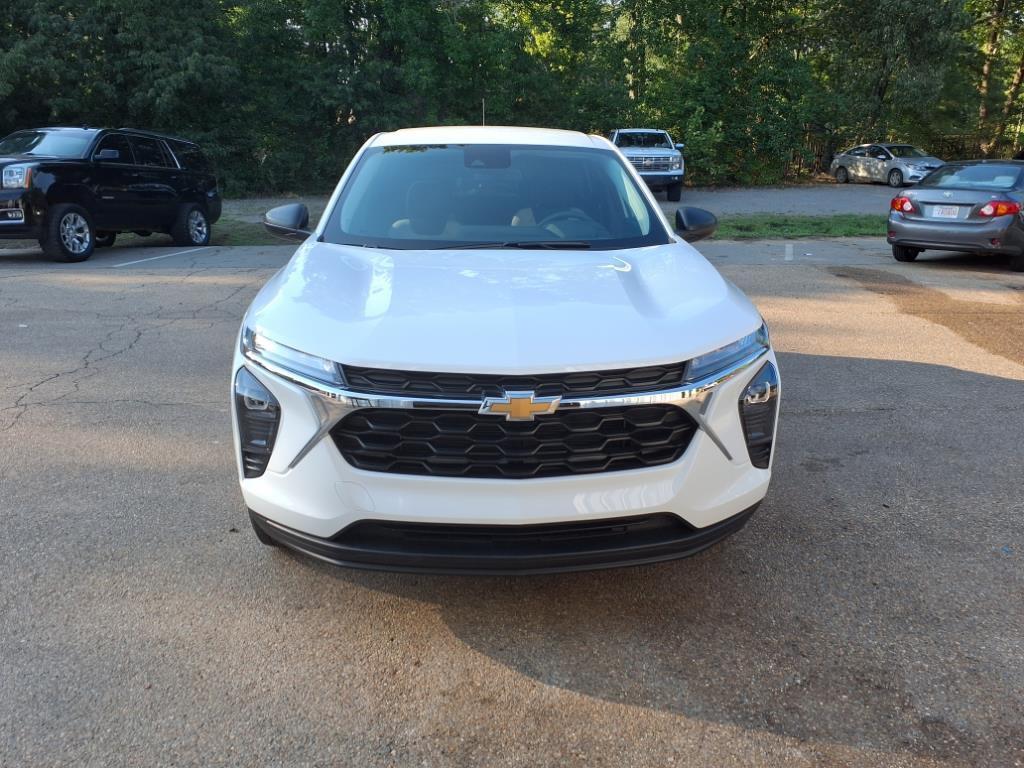 used 2024 Chevrolet Trax car, priced at $20,798