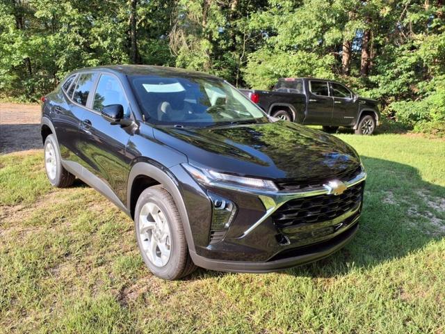 new 2025 Chevrolet Trax car, priced at $23,155