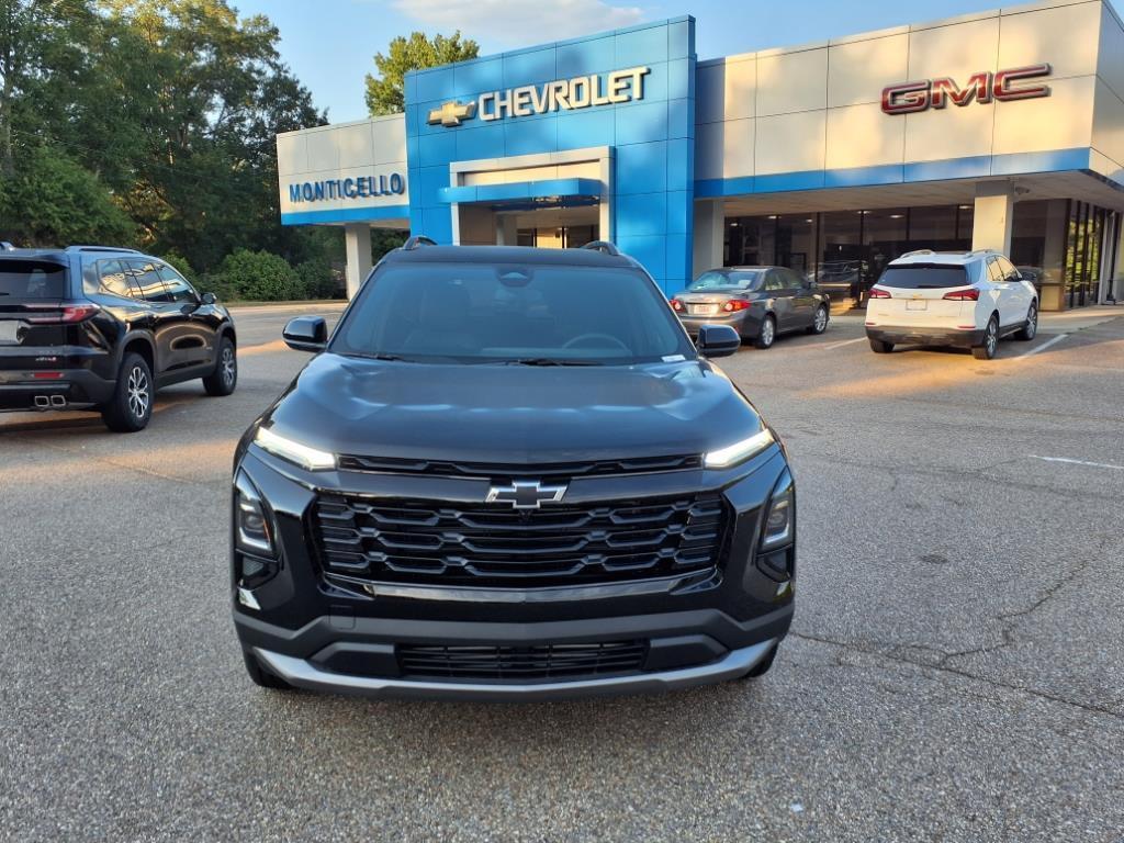 new 2026 Chevrolet Equinox car, priced at $33,415